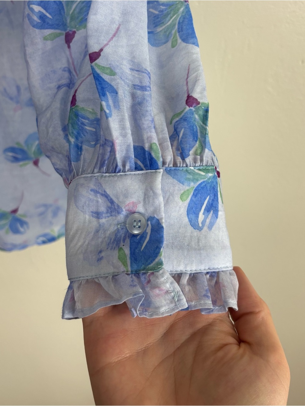 Anna Kay Sheer Floral Long Sleeve Button Down Blouse Women’s Size Large Blue - Picture 5 of 8